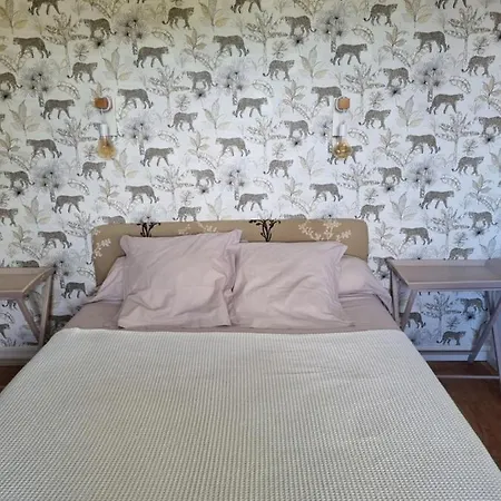 Location Saisonniere Situe A Сомюр