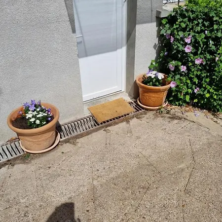 Location Saisonniere Situe A * Сомюр